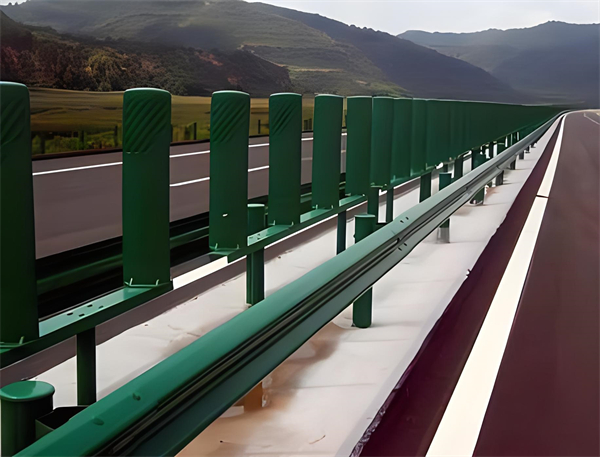 孝感三波护栏板在高速公路的应用